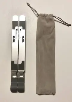 金属製パソコンスタンド　折りたたみ式　収納袋付き