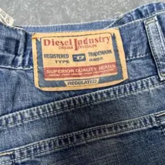 DIESEL INDUSTRY デニムパンツ RR55のサムネイル