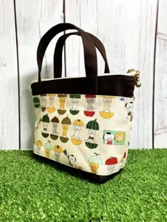 ハンドメイド　ミニミニトートバッグ　愉快な猫ちゃん