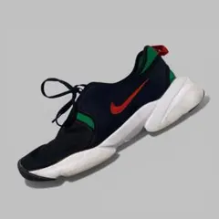 NIKE モデル名不明　エアリフト風