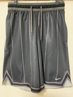 NIKE DRI-FIT ショートパンツ Mサイズ　ブラック
