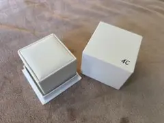 4℃ 空箱　ホワイト 小型