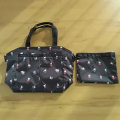 LeSportsac キャラクター柄トートバッグとポーチセット