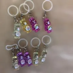 ケアベア めじるしアクセサリー カラフルクマのカプセルトイキーホルダーセット