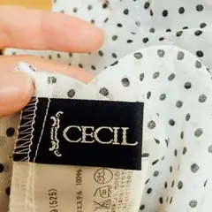 セシルマクビー♡ドットブラウス
