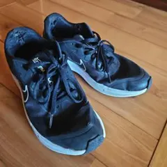 Nike ブラック スニーカー 使用感あり