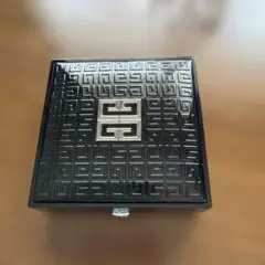 GIVENCHY クッションファンデーション ケースのみのサムネイル