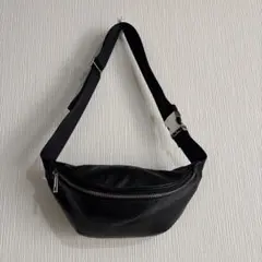 【美品】GU リアルレザーボディバッグ ブラック
