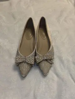 【未使用】ビジュー付きリボンパンプス