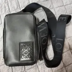 極美品】ロエベ バーティカルクロスボディ ブラック ショルダーバッグ