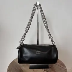 TOMMY JEANS チェーン ショルダーバッグ ドラム型 メタルロゴ BKのサムネイル