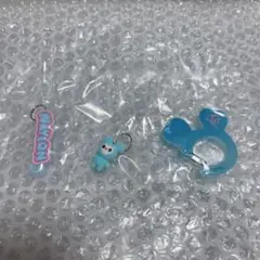 TWICELOVELYSアクリルカラビナフロッキーマスコット ナヨン