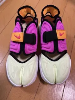 NIKE アクアリフト ローカットスニーカー 24cm
