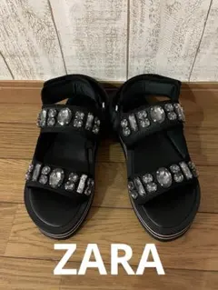 ZARA ビジュー付き厚底スポーツサンダルのサムネイル