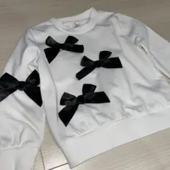 ホワイト リボン付き トレーナー