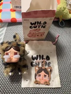 popmart crybaby ぬいぐるみ　シークレット