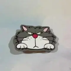 アニメ風 猫の顔 ピンバッチ