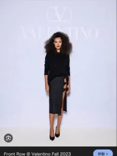 Valentino ブラック タイトスカート 36サイズのサムネイル