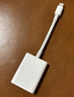 Apple 純正 Lighting SDカードリーダー A1595