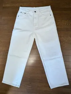 新品未使用 無印 ホワイト ワイドストレートデニム サイズ32