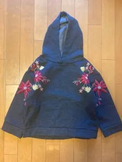 ザラ　パーカー トレーナー　刺繍
