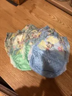 スイミングパンツ　M 水遊び用パンツ　グーン