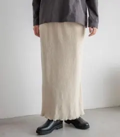 【タグ付き未使用✨】ローリーズファーム シャイニーベロアフリルスカート