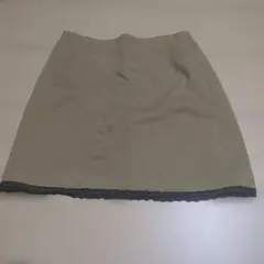 ミニスカート　茶色　裾黒レース
