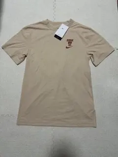 Nike Just Do It. ベージュ Tシャツ