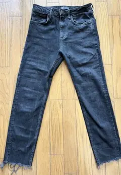 美品☆ZARA ブラックスキニーデニム38