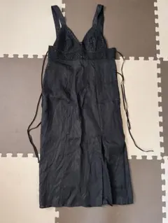 H&M ブラック　キャミ　ロングワンピース スリット入り