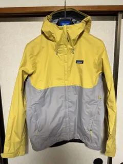 patagonia フード付きナイロンジャケット S