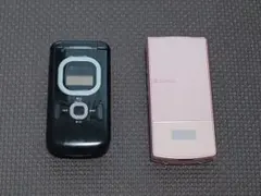 TOSHIBA SoftBank ガラケー 811T と 815Tのサムネイル