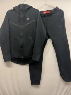 Nike テックフリース　セットアップ　上下　黒