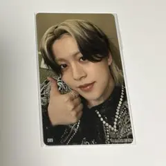 Item thumbnail for item 0e868252-ca53-4286-85ab-2990109b1f1b