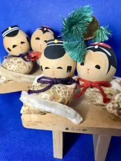 【昭和レトロ】1960年代　熱海温泉土産　下駄に乗った貝がら人形　2対セット