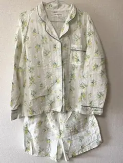 新品未使用 IDEAL COLLECTION 花柄 パジャマ 上下セット