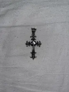 ま*り様 シルバー クロス型 ペンダントトップ　ネックレス