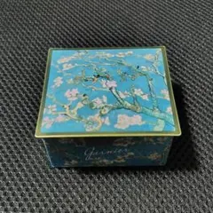 Item thumbnail for item 3bfa1281-417a-46e1-b53b-bfe392d9e626