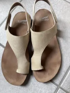 Dansko サンダル ベージュ サイズ37のサムネイル