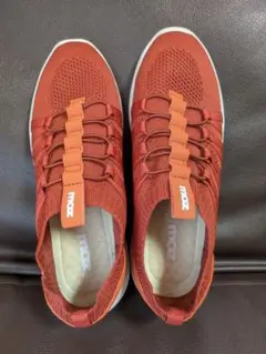 moz ニットスニーカー テラコッタ オレンジ 26.0cmのサムネイル
