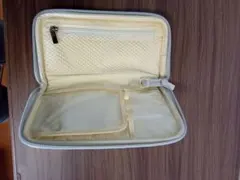 メイクポーチ マルチケース ポーチ シルバー