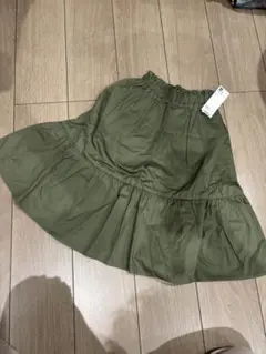 新品　GU キッズ　フリル　ロングスカート　120 カーキ