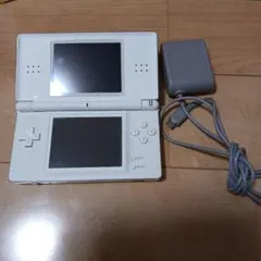 Nintendo DS Lite ホワイト 本体 ACアダプター付き
