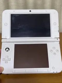 橋*可様 【ジャンク品】ニンテンドー3DS LL ホワイト