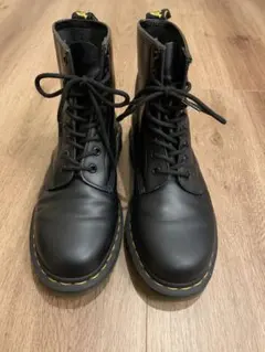 Dr.Martens 8ホール1460ショートブーツレースアップ