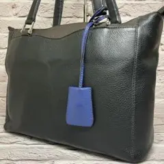 美品 フジタカ A4 シボ革 レザー チャーム 自立型 ビジネス・トートバッグ