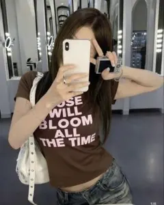 SHEIN 半袖Tシャツ ブラウン
