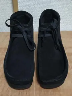 クラークス　ワラビーブーツ（26155517）　ブラックスエード　24.5cm