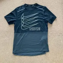 NIKE ナイキ　ドライフィット　Tシャツ　メンズS